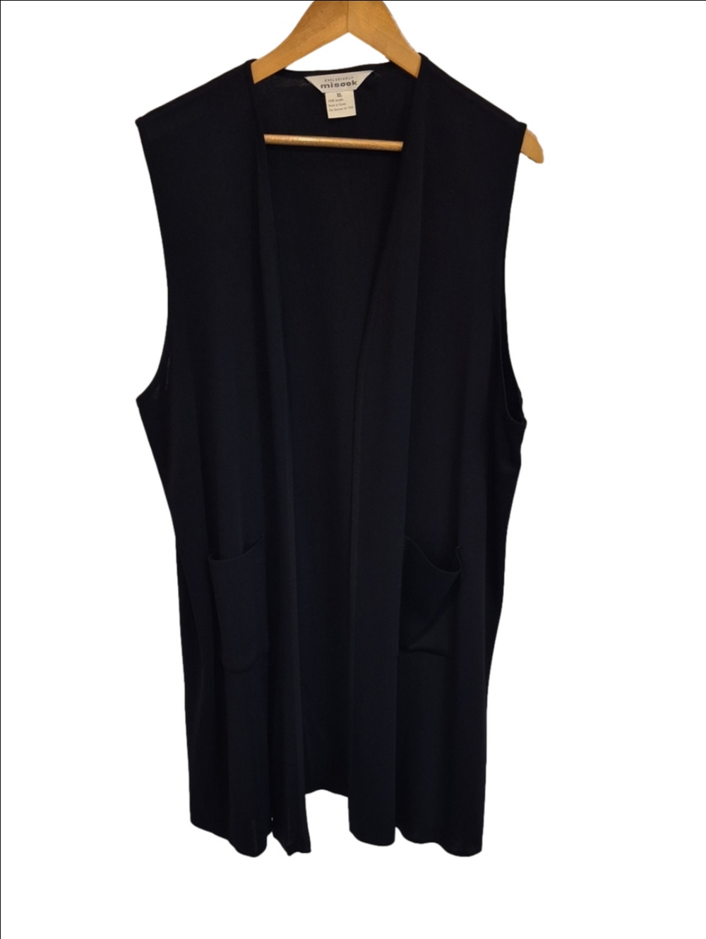 Misook Long Black Acrylic Knit Vest